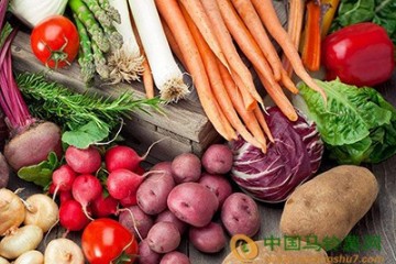 武漢：市場(chǎng)菜價(jià)開始走下坡路 ()